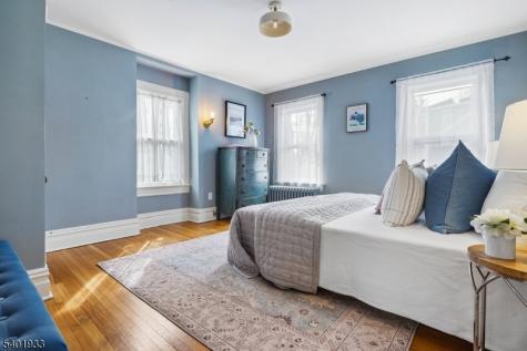 11 Valley Place Montclair NJ 07043