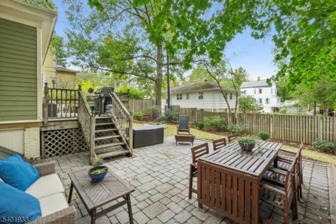 11 Valley Place Montclair NJ 07043