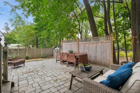 11 Valley Place Montclair NJ 07043
