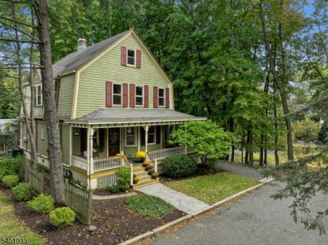 11 Valley Place Montclair NJ 07043