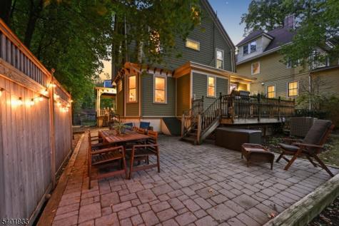 11 Valley Place Montclair NJ 07043