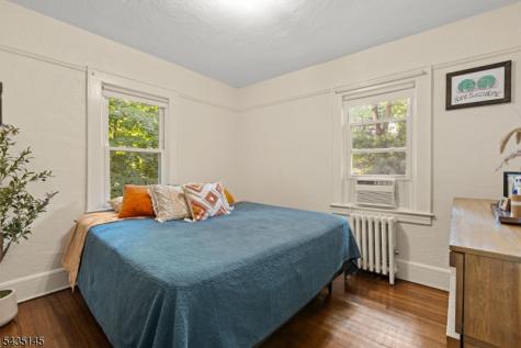 51 Ridgehurst Road West Orange NJ 07052