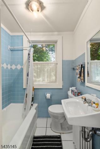 51 Ridgehurst Road West Orange NJ 07052