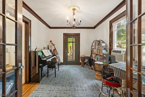 51 Ridgehurst Road West Orange NJ 07052