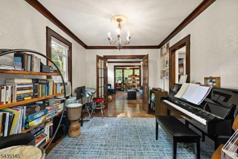 51 Ridgehurst Road West Orange NJ 07052
