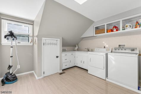 39 Lessing Road West Orange NJ 07052
