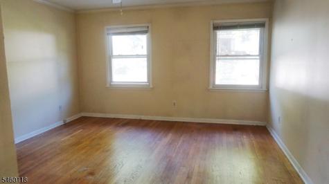8 Mountain Way S West Orange NJ 07052