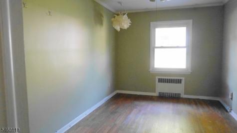 8 Mountain Way S West Orange NJ 07052