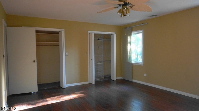 8 Mountain Way S West Orange NJ 07052