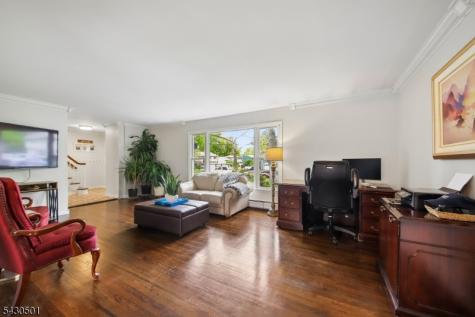 54 Canterbury Drive Scotch Plains NJ 07076