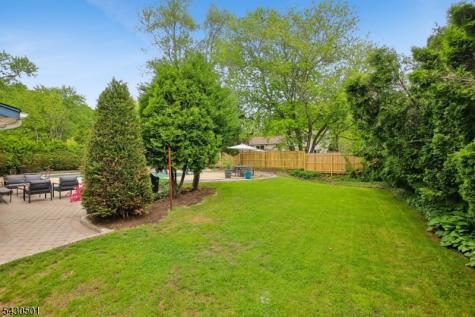 54 Canterbury Drive Scotch Plains NJ 07076