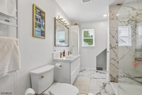 1585 Barton Road Union NJ 07083