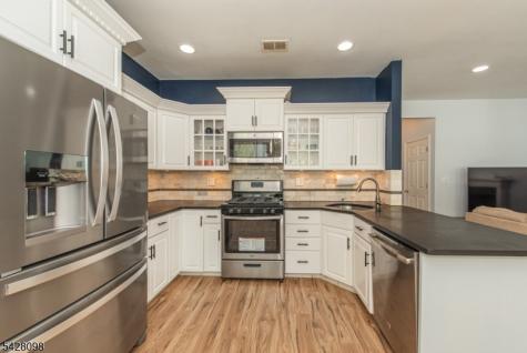 16 Indian Spring Drive Jefferson NJ 07438