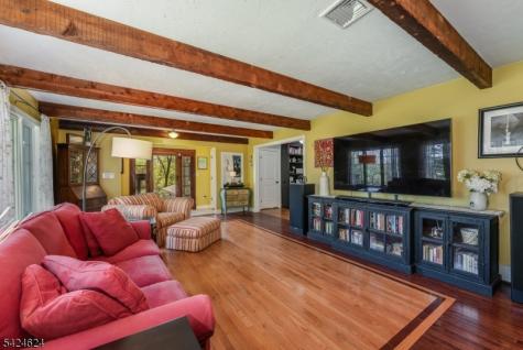 31 River Road Raritan NJ 08822