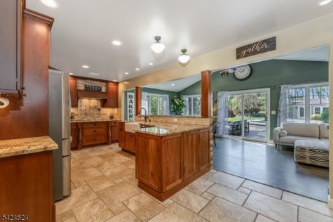 31 River Road Raritan NJ 08822