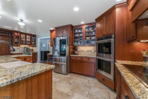 31 River Road Raritan NJ 08822