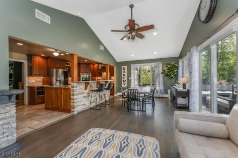 31 River Road Raritan NJ 08822