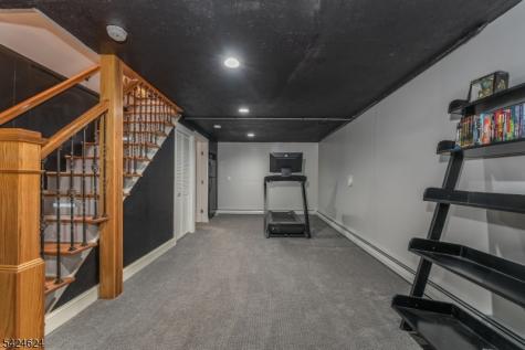 31 River Road Raritan NJ 08822