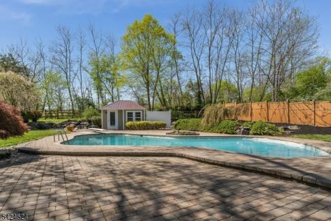 31 River Road Raritan NJ 08822