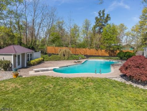 31 River Road Raritan NJ 08822
