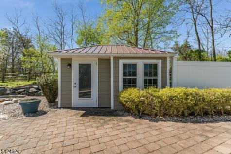 31 River Road Raritan NJ 08822