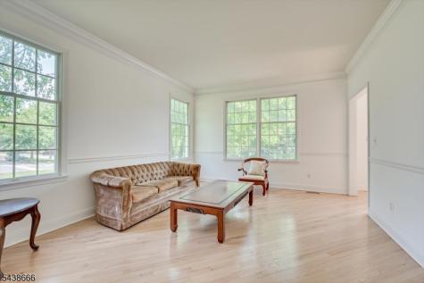 21 Courtside Lane South Brunswick NJ 08540