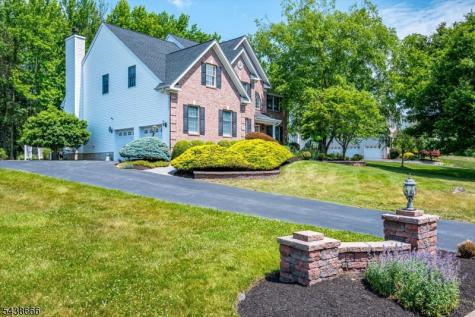 21 Courtside Lane South Brunswick NJ 08540