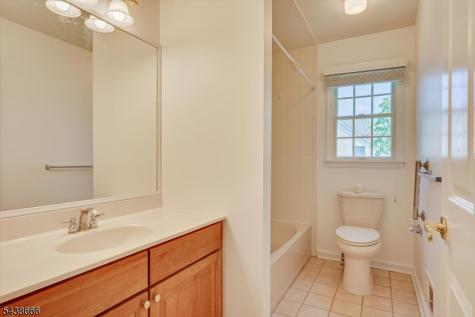 21 Courtside Lane South Brunswick NJ 08540