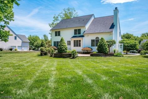 21 Courtside Lane South Brunswick NJ 08540