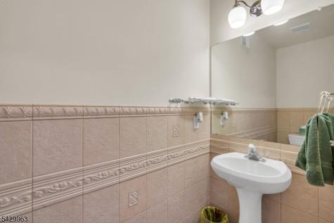 5 Vaccaro Road Lawrence NJ 08648