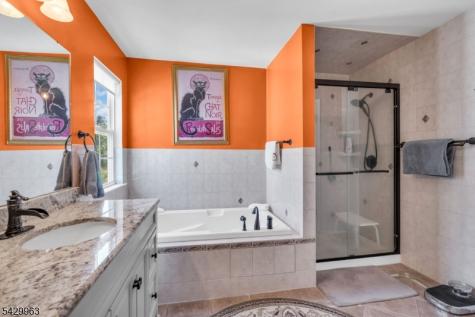 5 Vaccaro Road Lawrence NJ 08648