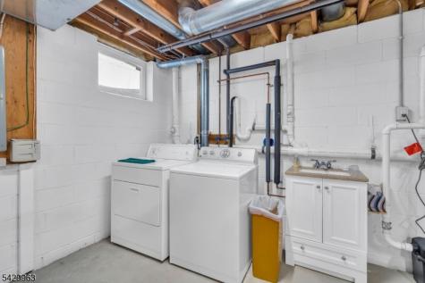 5 Vaccaro Road Lawrence NJ 08648