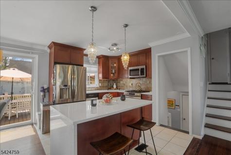 11 Westland Road Verona NJ 07044