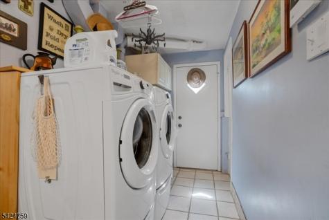11 Westland Road Verona NJ 07044