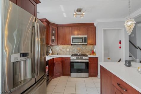 11 Westland Road Verona NJ 07044
