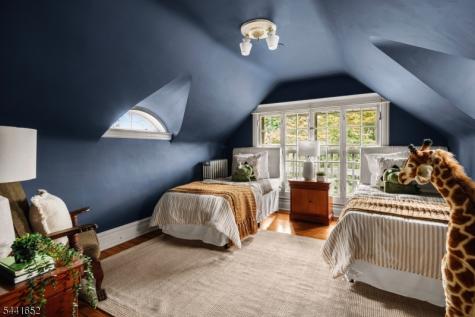 3 Overlook Avenue West Orange NJ 07052