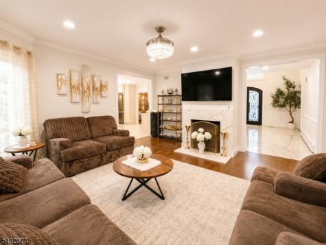 225 E Saddle River Road Saddle River NJ 07458