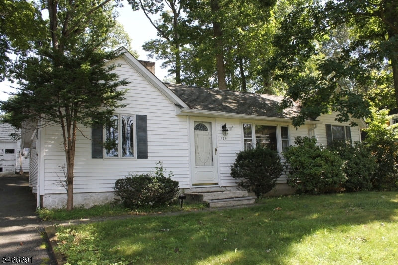 124 New Jersey Avenue Jefferson NJ 07849