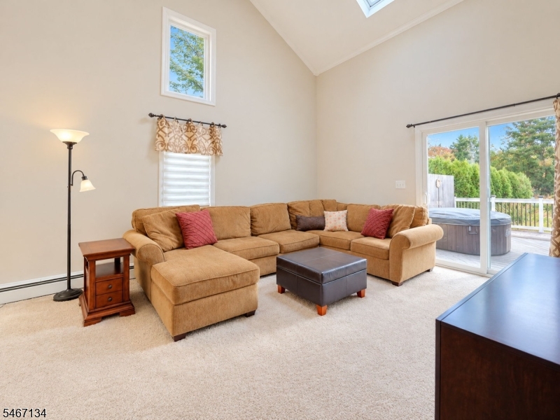 7 Perrelli Lane Jefferson NJ 07438