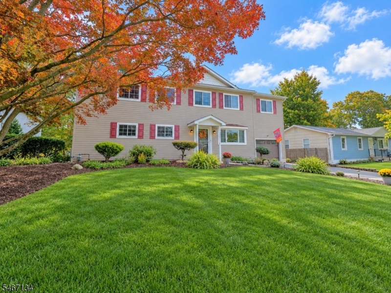 7 Perrelli Lane Jefferson NJ 07438