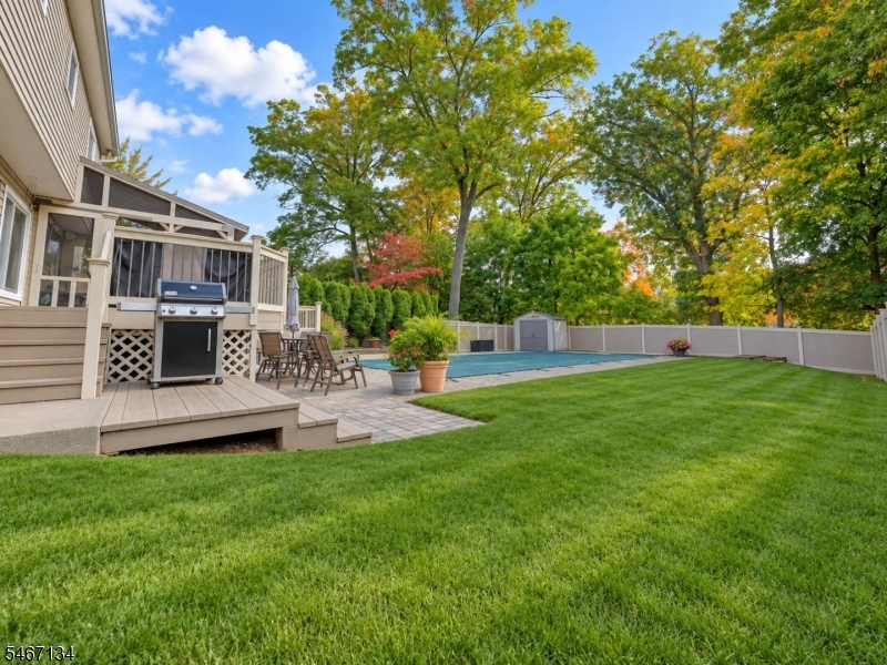 7 Perrelli Lane Jefferson NJ 07438