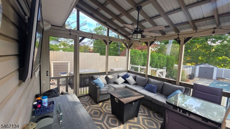 7 Perrelli Lane Jefferson NJ 07438