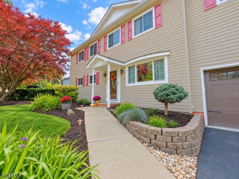 7 Perrelli Lane Jefferson NJ 07438