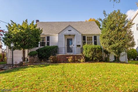 124 Hazley Avenue Rochelle Park NJ 07662