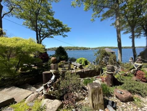 501 Windemere Avenue Mount Arlington NJ 07856