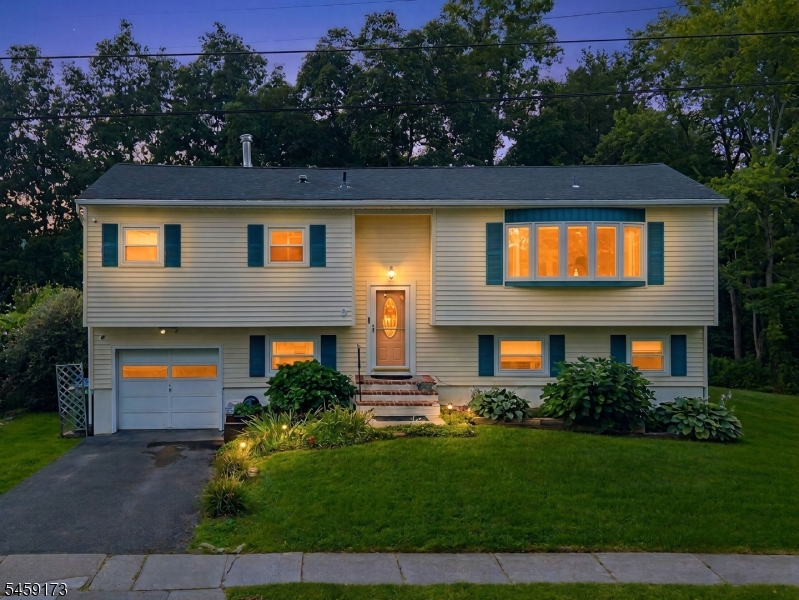 9 Arthur Terrace Hackettstown NJ 07840