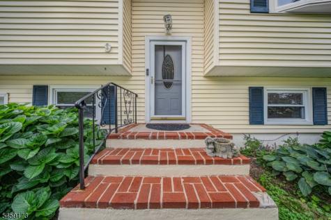 9 Arthur Terrace Hackettstown NJ 07840