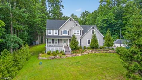 1 Wood Hollow Trail Jefferson NJ 07438