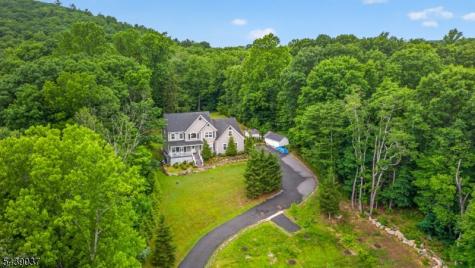1 Wood Hollow Trail Jefferson NJ 07438