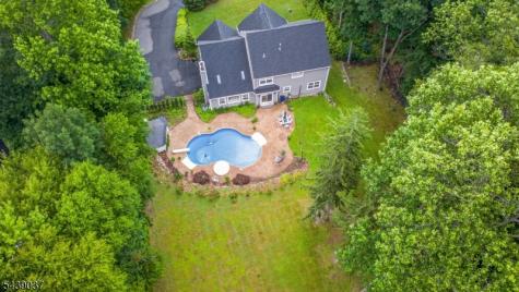 1 Wood Hollow Trail Jefferson NJ 07438